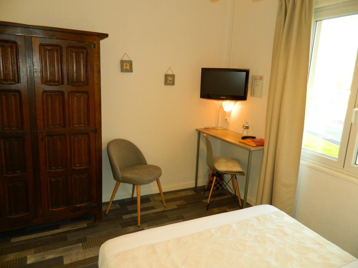 Logis Hostellerie Du Neez Gan Exterior foto